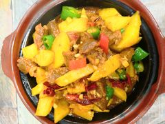 土豆烧牛腩-古田会·肥肠鸡(古田店)