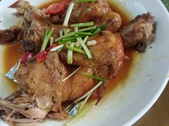 -芦茨金富饭庄·25年老字号·专做稻草鸡