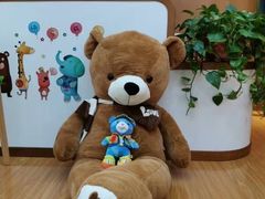 -抱抱熊托育中心(大悦城店)