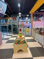 -卡通尼乐园(五彩世界店)