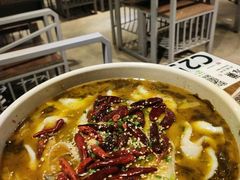 -龙巢盱眙龙虾·牛蛙·烧烤宵夜(八卦岭店)