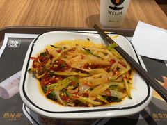 -魏家凉皮(儿童医院店)