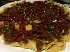 鸽捞面-葡萄集|滋味新疆菜·精酿酒馆(瑞豪酒店)
