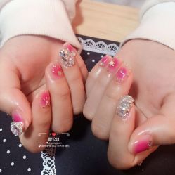 -睫乐园•睫公馆•美睫美甲沙龙