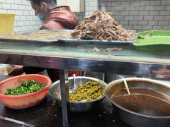 -覃肥叔桂林米粉(粮道街店)