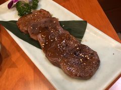 厚切牛舌-魔丼屋(日月光店)