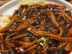 响油鳝糊-鱼食饭稻·苏浙土菜17年老馆子(平江路店)
