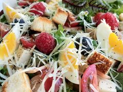 老教堂色拉-JINNS锦时 steak&pizza(浸信会礼拜堂旧址店)