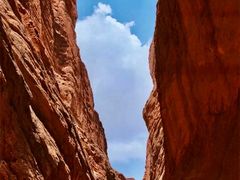 -天山神秘大峡谷