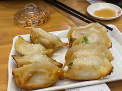 -小姜锅贴(凤凰街店)