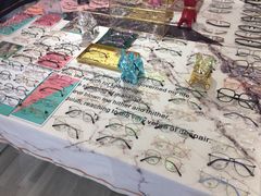 -肆兮眼镜·蔡司·徕卡战略合作店(大坪店)