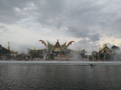 -七彩云南欢乐世界