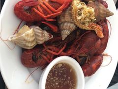 -东方红海鲜百汇(国际大厦店)