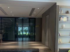 -宜必思·尚品酒店(长沙火车站地铁站店)