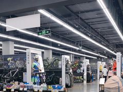 -迪卡侬(越秀公园店)