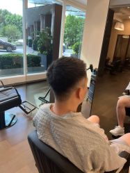 -悦Salon发型设计