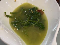 -泉龙渔村·粤式早茶·金牌烧鹅(中山三乡店)