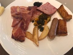 -海口绿发希尔顿酒店-田园汇自助餐·三文鱼·海鲜