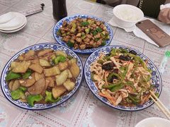 酱爆鸡丁-北大地皖峰饭馆