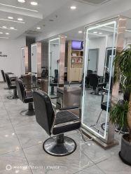 -Coo Hair salon