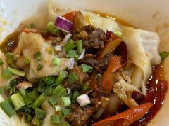 辣鸡抄手-慕儿姜鸭面江湖菜(七星岗二十年店)