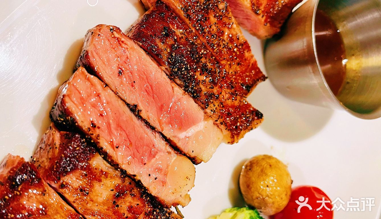 🍝生活不仅要吃点甜头💗 还要吃肉🥩