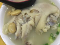 -雷祖芳老妈蹄花店