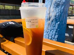 -奈雪的茶(百盛店)