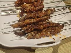 -街角等你.大连海鲜烧烤.经典铁板海鲜串(西安路店)