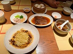 -荣家黄鱼面(前滩太古里店)