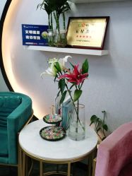 -嫒多泉产后健康管理中心(沙坪坝三峡广场店)