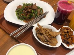 -白金汉爵大酒店-24小时餐厅