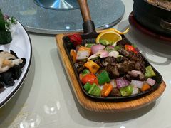 -海派美食·家宴海鲜青岛菜·石锅鲽鱼头(东方城店)