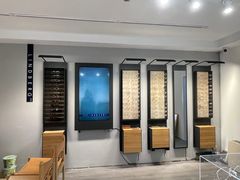 -目艮眼镜SHOWROOM(品牌集合店)