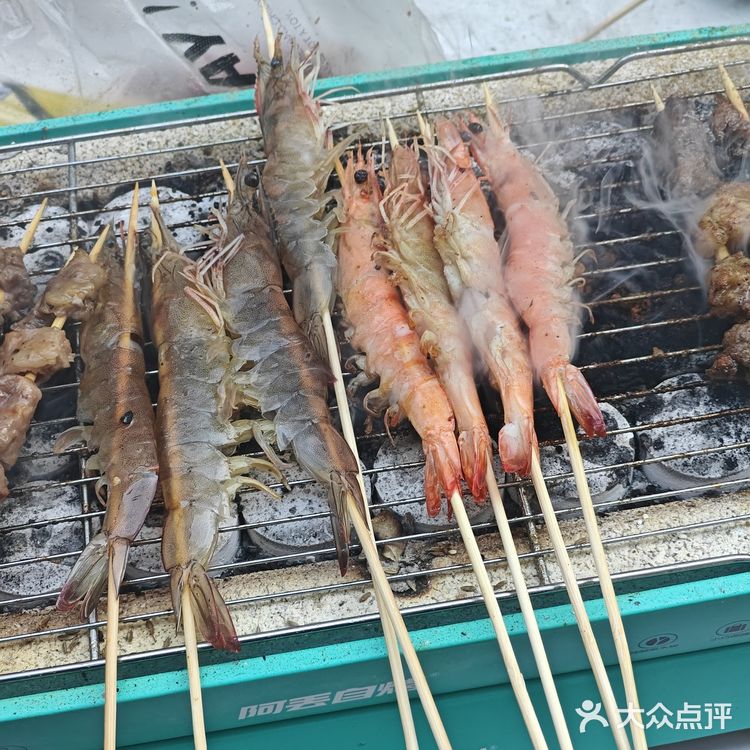 是第一次烧烤呀