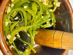 -钟掌勺忘不了地道湘菜(新天地假日广场店)