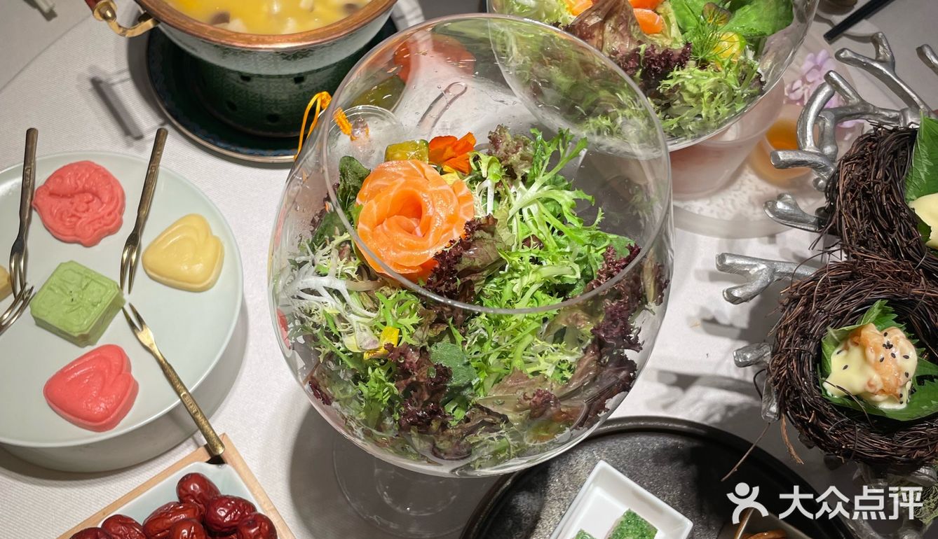 在南京颐和路！百年洋房里吃饭也太绝了吧！