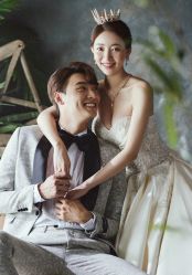 -雪中彩影婚纱摄影·微光艺术中心