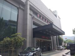 -山东大学学府大酒店(千佛山地铁站店)