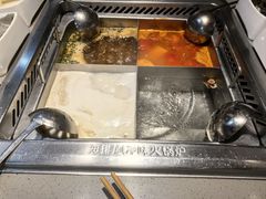 -海底捞火锅(杭州滨江九宜城店)