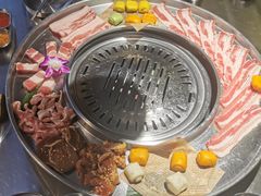 -哈哈碳都·牛肋条无限自助烤肉(宝龙店)