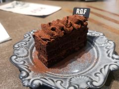 -RGF(巨鹿路店)
