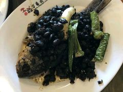 -老鼎万春卤菜(鹭湖宫8区店)