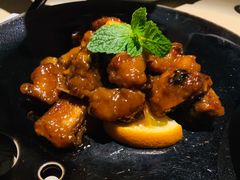 -穹六人间 people 6(岳阳路店)