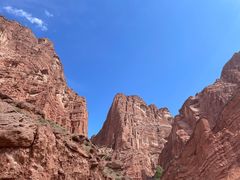 -天山神秘大峡谷