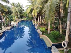 -三亚湾海居铂尔曼度假酒店