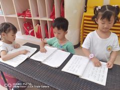 -童学馆·诗书礼乐少儿国学(光谷天地店)