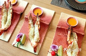 Baby Lobster with Shrimp Paste Sauce