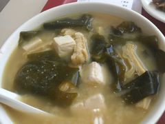 -来必堡(娄山关路店)