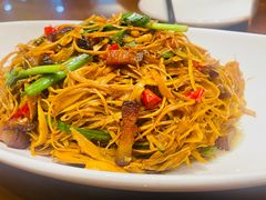 烟笋丝炒腊肉-钵家大院·地道湖北菜(江夏·大花岭店)